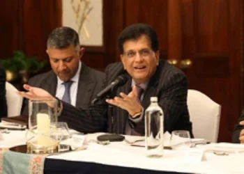 Goyal discusses India's opportunities with top business leaders in UK
