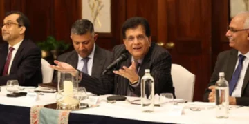 Goyal discusses India's opportunities with top business leaders in UK