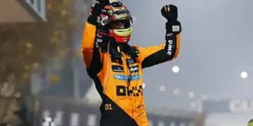 Oscar Piastri cruises to victory at Bahrain GP