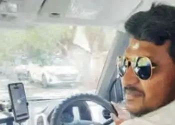 He left his job as a scientist at ISRO and started a taxi service
