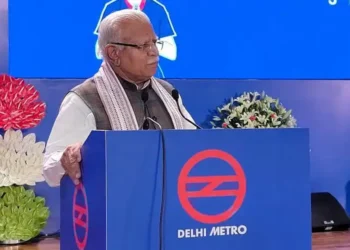 Adding cargo compartments to metro trains will boost business efficiency