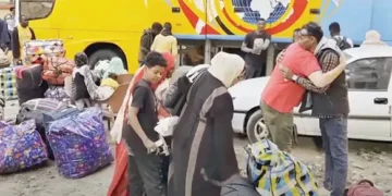 Thousands displaced by Sudan war return home from Egypt