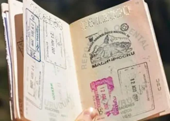 UK plans to restrict student visa applications from Pakistan