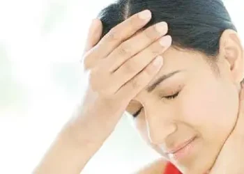 If you are suffering from 'heat headache' then do not ignore these symptoms