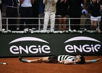 Alcaraz rallies to down Sinner and clinch French Open title