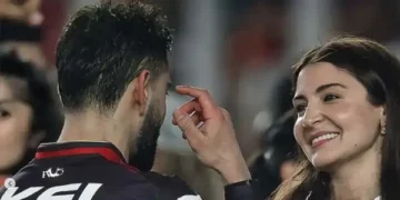 Anushka hugs hubby Virat as RCB registers maiden IPL win
