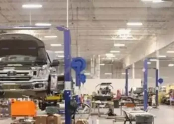 Centre launches new scheme to make India global hub for making electric cars