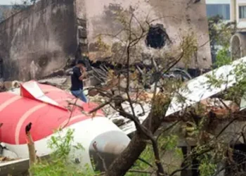 Parliament panel gets cracking