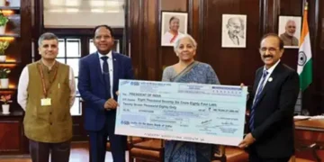 SBI pays Rs 8,077 crore as dividend to Govt for FY 2024-25