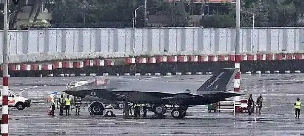 After 5 weeks, stranded UK fighter jet set to return