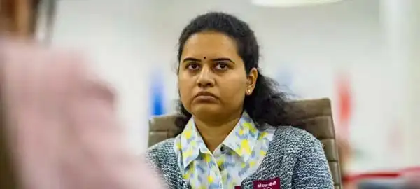 Humpy storms into World Cup semi-finals