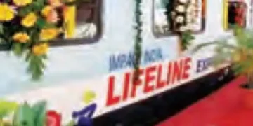 People are happy to receive the gift of 'Health Life Express'