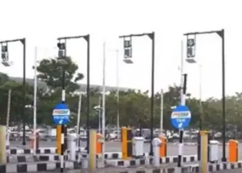 1.4 lakh users activated FASTag annual pass on Day 1