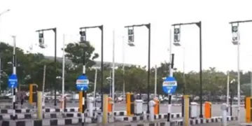 1.4 lakh users activated FASTag annual pass on Day 1