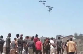 Canada air drops aid into Gaza