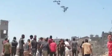 Canada air drops aid into Gaza