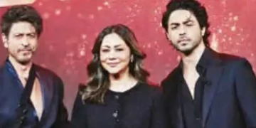 Papa Shahrukh's emotional appeal on Aryan Khan's debut