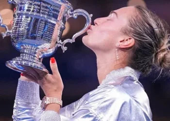 Sabalenka defends US Open crown
