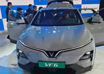 VF makes India foray