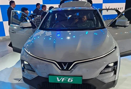 VF makes India foray