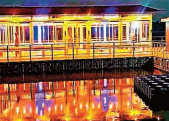 Ayodhya gets the gift of a floating restaurant