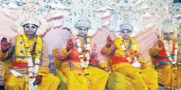 Attractive tableaux, a vast ocean of devotion... Shri Ram's wedding procession came out with grandeur.