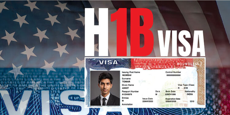 H-1B visa fees raise tensions, Trump's decision has a major impact on Indians