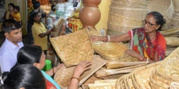 Chhath Puja witnesses trade worth over Rs 50,000 crore