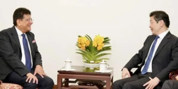 Goyal meets Singapore PM to boost strategic partnership