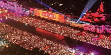 Ram devotees created history by lighting 26 lakh lamps.