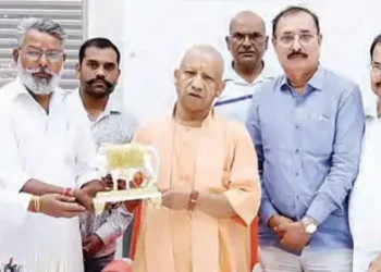 LDA's Naimish Nagar scheme: Farmers' faces brightened after meeting the CM