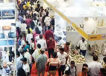 Foreign guests took double advantage of the Greater Noida fair.