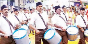 RSS uniformed men marched to Ram Mandir