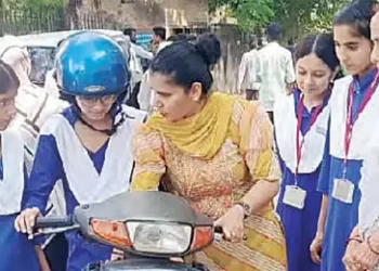 Yogi government will teach driving to women and daughters