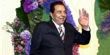 Bollywood icon Dharmendra passes away
