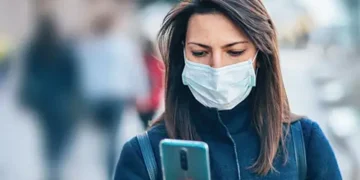 Mobile cos face mass lawsuit for overcharging customers