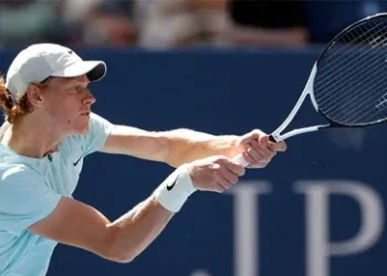 Sinner seals semis berth at Paris Masters with win over Shelton