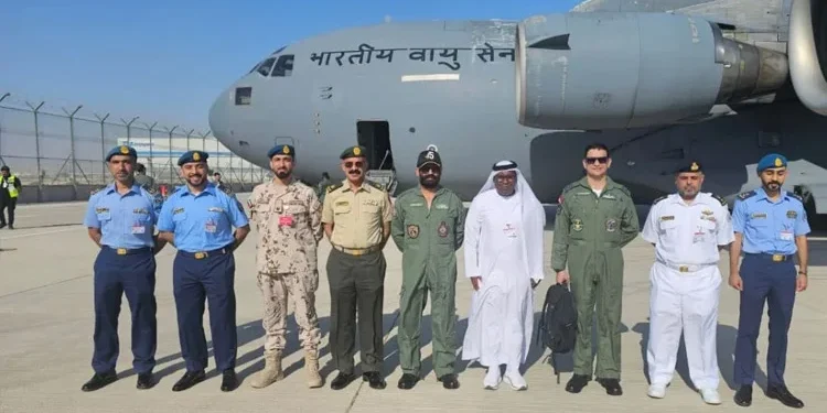 Suryakiran, Tejas mark presence in Dubai Airshow