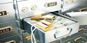 If the items kept in the locker go missing, the bank will have to pay compensation.