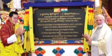 Blitz Bureau NEW DELHI:Prime Minister Narendra Modi on November 10 inaugurated the 1,020 MW Punatsangchhu-II Hydroelectric Project constructed under a bilateral agreement between India and Bhutan, marking a major milestone in the energy partnership between the two countries. The two sides also reached an understanding on the resumption of work on the main dam structure of the 1200 MW Punatsangchhu-I Hydroelectric Project. India has extended a Rs 4,000 crore Line of Credit to Bhutan to spur economic development in the Himalayan country. In another key development to strengthen bilateral cultural ties, Modi announced the granting of land in Varanasi for building a Bhutanese Temple and Guest House in the holy city. Besides, an immigration check post will be set up in Hatisar across Gelephu. The Memoranda of Understanding (MoUs) signed during Modi’s visit include one on cooperation in the field of renewable energy. The MoU seeks to institutionalise the bilateral engagements in the field of renewable energy and aims to work together in solar energy, wind energy, biomass, energy storage, green hydrogen and capacity building in these areas. An MoU on cooperation in health and medicine was signed, and seeks to institutionalise bilateral health cooperation in areas including – drugs, diagnostics and devices; maternal health; prevention and treatment of communicable/noncommunicable diseases; traditional medicine; digital health interventions, including telemedicine; and technical collaboration, joint research and capacity building of health professionals. Another MoU was inked between the PEMA Secretariat, Bhutan and the National Institute of Mental Health and Neuro Sciences (NIMHANS), on Building Institutional Linkage.