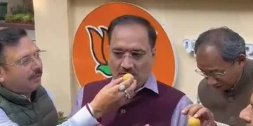 BJP wins 7 seats in MCD bypolls, AAP secures three