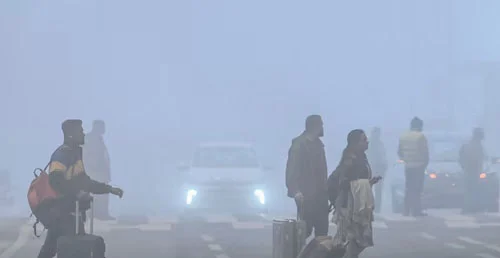 Dense fog disrupts life in Delhi-NCR; flight operations impacted