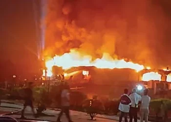 Tourists among 25 killed in massive fire at Goa club