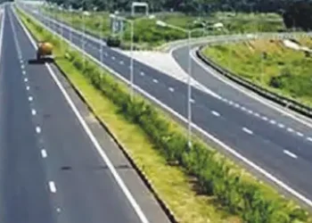 The construction of the Bareilly-Mathura Highway will be completed along with the Ganga Expressway.