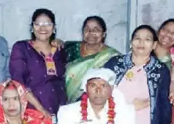 Mother-in-law behaved as a mother and gave away her daughter-in-law in marriage.