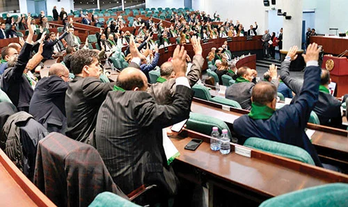 Algeria seeks apology from France