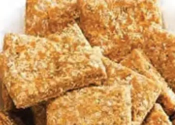 Children will eat Gajak and Bajra Laddu in the mid-day meal.
