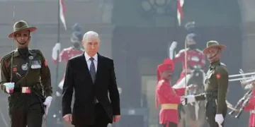 India and Russia will be able to use each other's military bases