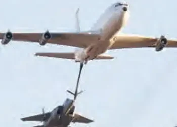 Israel will give 6 mid-air refueller aircraft to India for Rs 8000 crore.