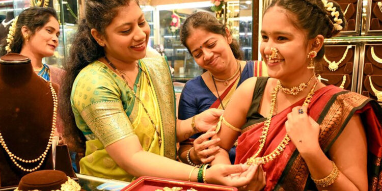 Gold | MCX | COMEX | US-EU trade conflict